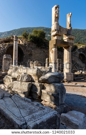 Efez, Turkey, ancient greece, roman ruins, columns with sculptures