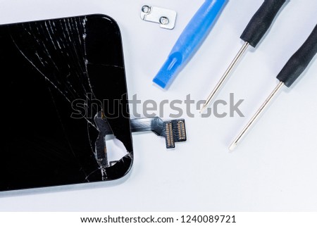 The smartphone was damaged and need to repair which tools smartphone