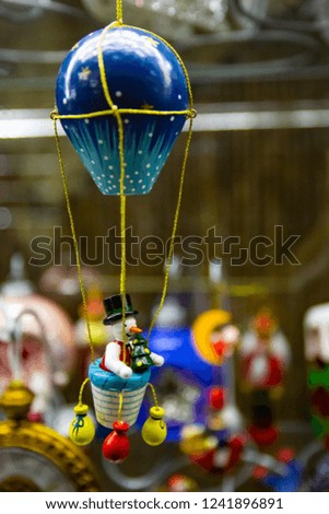 Vintage Christmas tree toy decorations snowman on air balloon