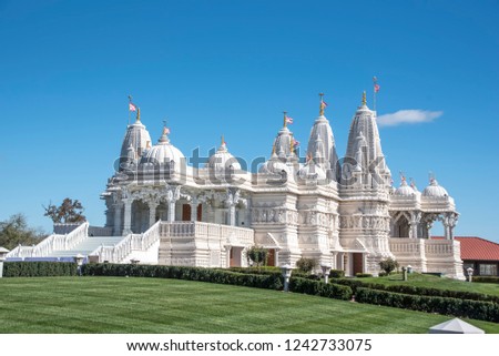 The Shri Swaminarayan Mandir temple of Chicago and Traditional Hindu place of worship .