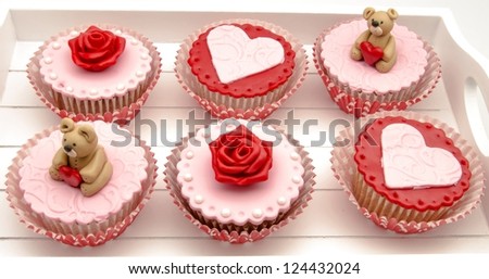 Valentine cupcakes