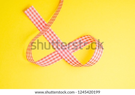 gift paper, ribbons