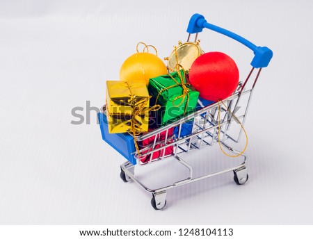 Shopping cart purchases, gifts, chopbi statements, going white.
