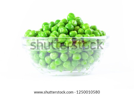 Green pea in glass plate, isolated