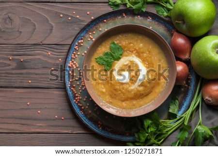 Indian curried lentil and apples soup. 