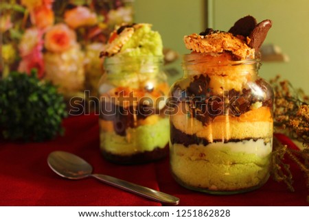 Sweet Cake Jars - Food Photography