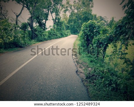 Green Country Road