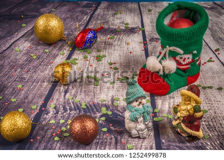 Christmas decoration on the wooden plate