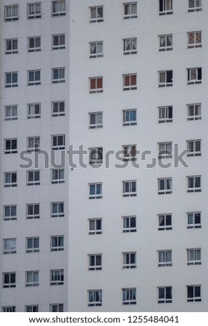 Apartment building windows pattern
