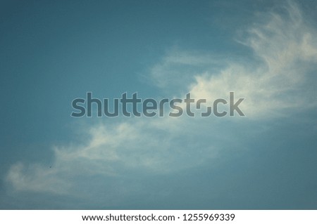 bluesky and White clouds