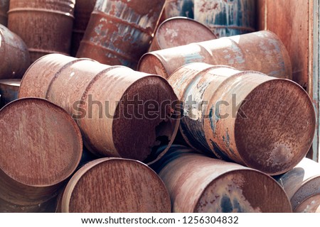 Old rusty metal cans