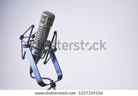 Recording a podcast or audiobook? Hop into the audio booth and start recording with this high-end microphone.