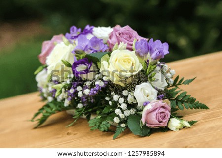 A picture of a nice bouquet of flowers. It is a wedding flower for the bride. 