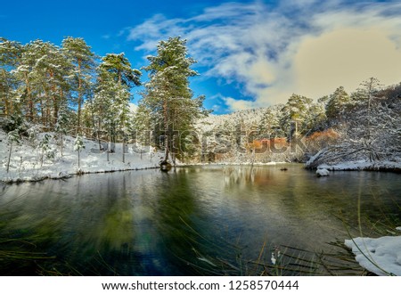 Lagoon at the source of the crow river during the winter, Cuenca     