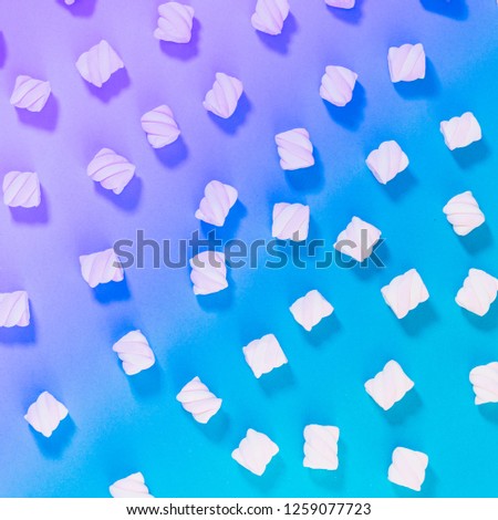 Pattern of marshmallow on gradient and holographic background. Minimal