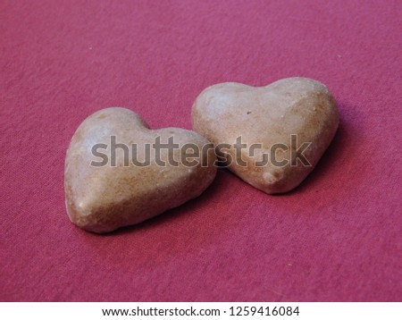 hearts of gingerbread