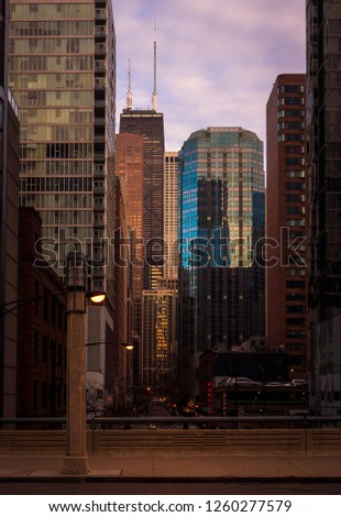 A landscape photo of the beautiful architecture of downtown Chicago skyline.