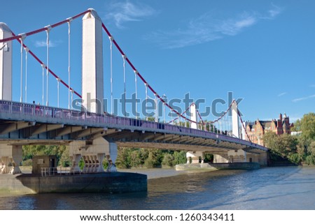 London Battersea Bridge
