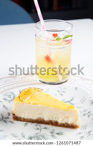 lemon cheesecake pie