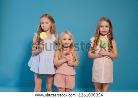 eat sweet candy lollipop three little girls blonde