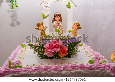 DELICIOUS FIRST COMMUNION PARTY CAKE