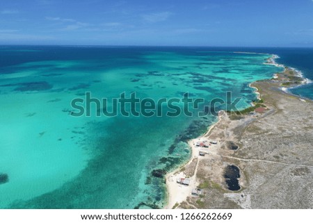 Los Roques: Vacation in the blue sea and deserted islands. Peace and a dream. Fantastic landscape. Great caribbean sea view