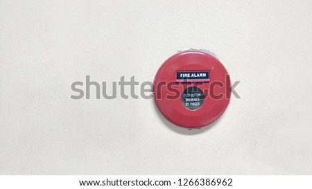 Manual Station alarm on the wall