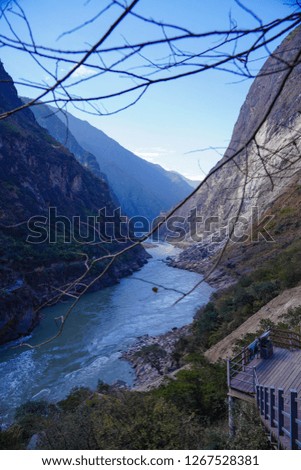Tiger leaping gorge in Shangrila, China