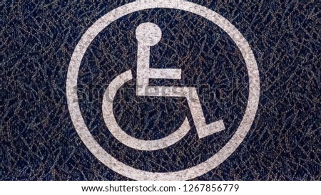 Close up of a handicapped sign