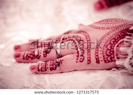 Henna Hands Art for Bride in Wedding