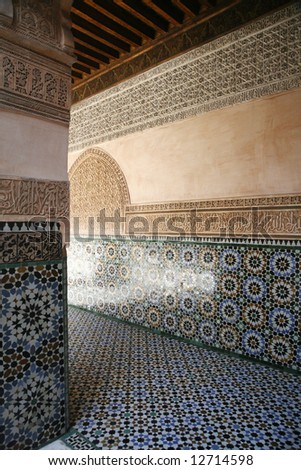 arab corridor in marrakesh