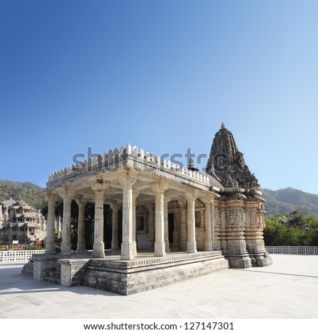 ranakpur hinduism temple in rajasthan india Royalty-Free Stock Photo #127147301