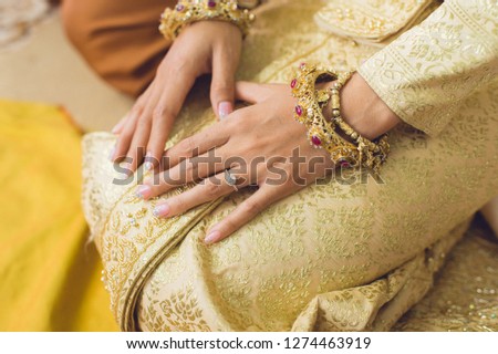 Bride in Thai traditional dress Thai traditional dress Thai Bridal Gown