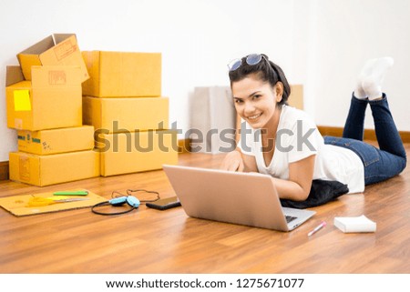 Young entrepreneur, teenager business owner work at home concept
