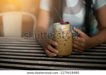  Coffee Beautiful Girl Drinking Tea or Coffee
