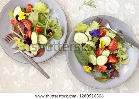 Fresh vegetable and flower salad

