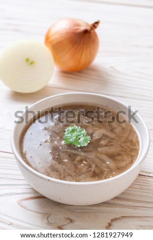 onion soup bowl - healthy food style