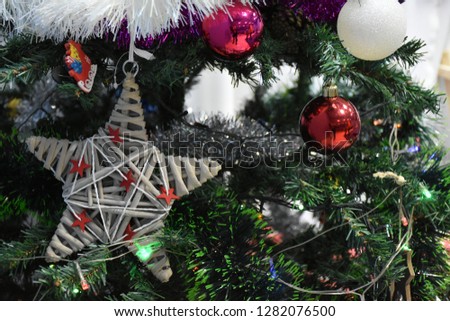 star on christmas tree