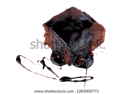 cocoa cake and chocolate sauce
