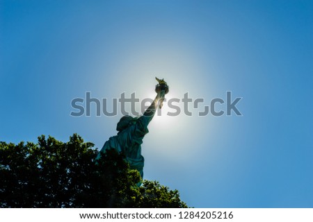 Statue of Liberty sunburst flare
