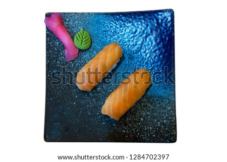 Japan food, Salmon sushi in black plate on focus selective