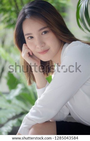 thai china adult office girl white shirt relax and smile