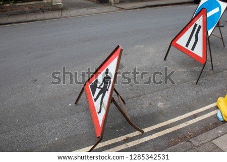 uk road work sign