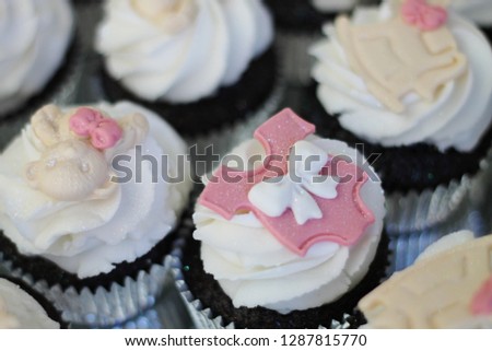 Girl pink cupcakes