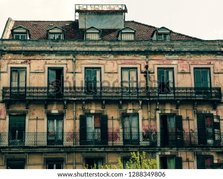 old, house, windows Royalty-Free Stock Photo #1288349806