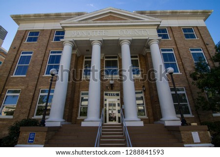 Bradenton, FLORIDA, USA - 12-23-2018 MANATEE COUNTY OLD COURT HOUSE AND JUDICIAL CENTER