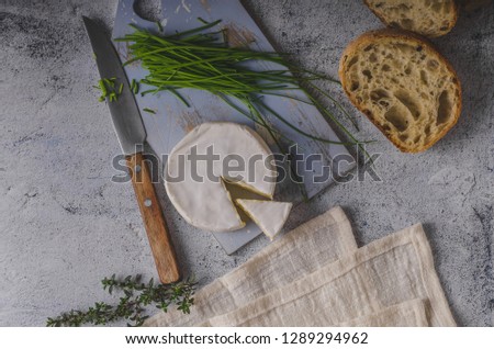Fresh organic cheese, homemade with herbs and crispy pastry