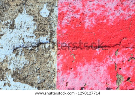 Dry color and gliding color of the footpath