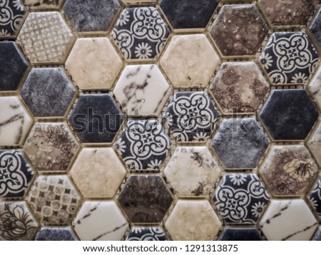 Patterned floor coverings and patterns