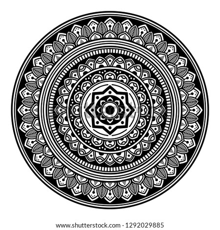 Mandala pattern black and white.